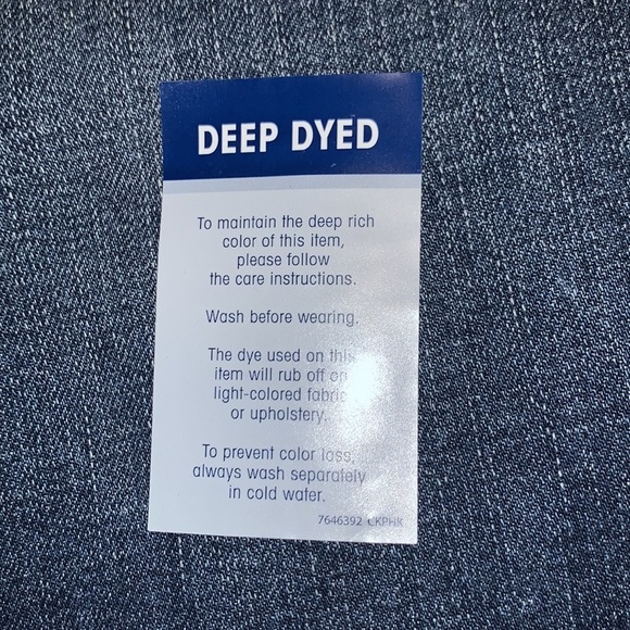 Lee size 22 dark blue “Influx” mid-rise 9” inseam regular fit cuffed jean shorts - Picture 9 of 12